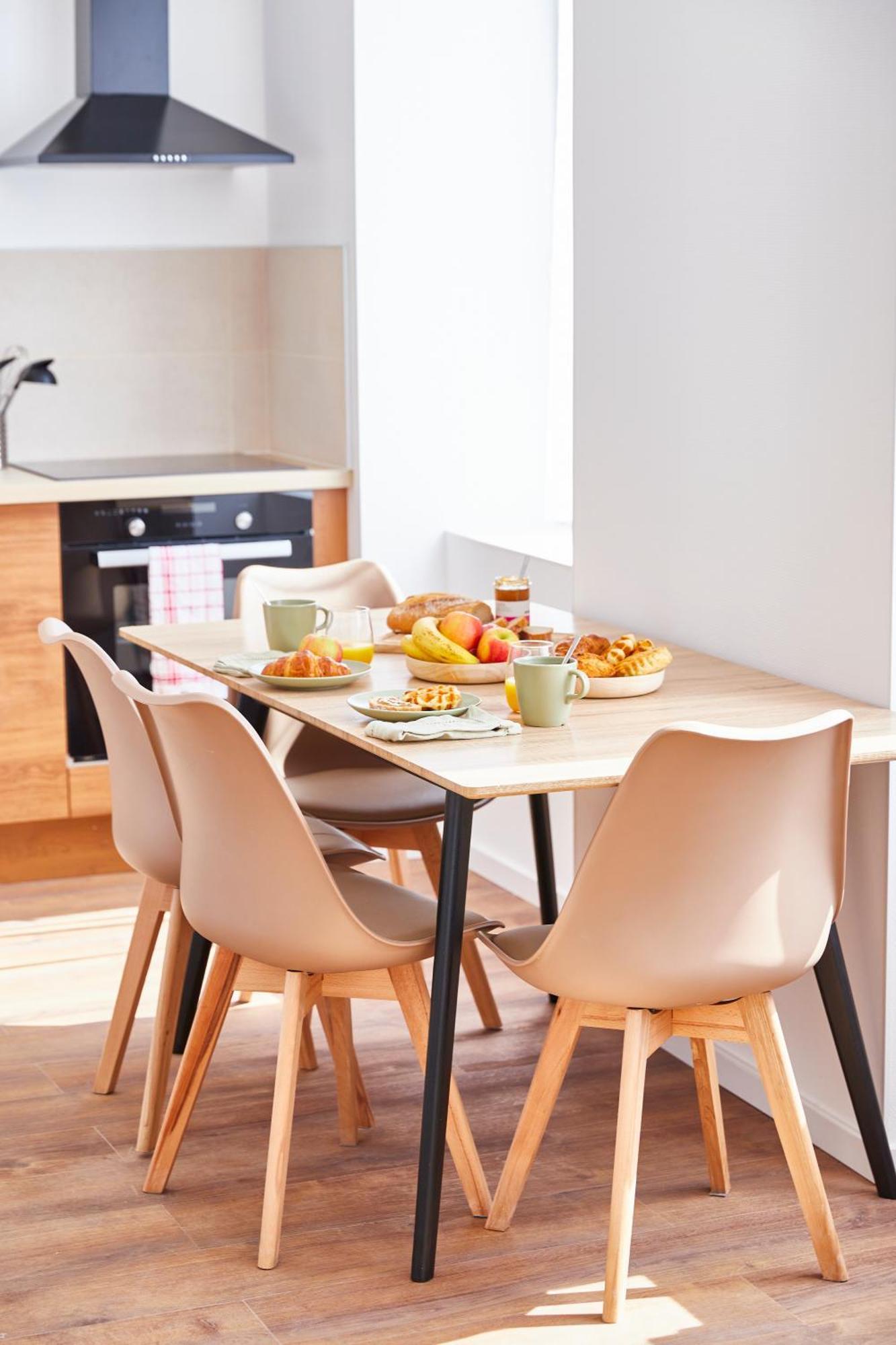 Rt 1 - F3 Au 1er Etage - 1 A 5 Pers *